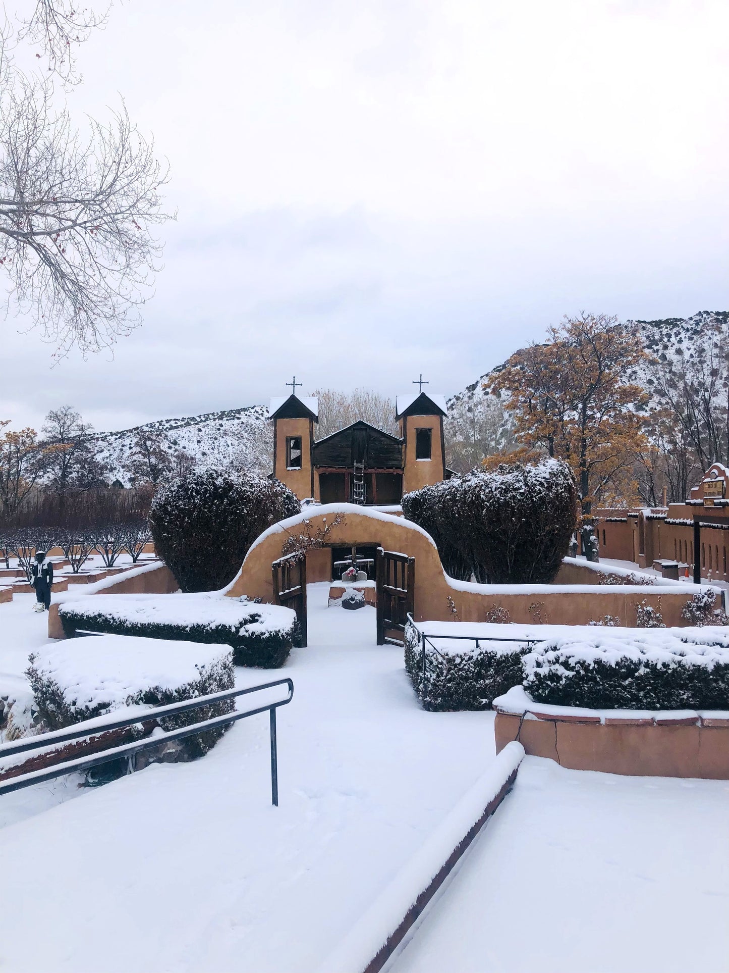 Print-El Santuario de Chimayo Winter 003